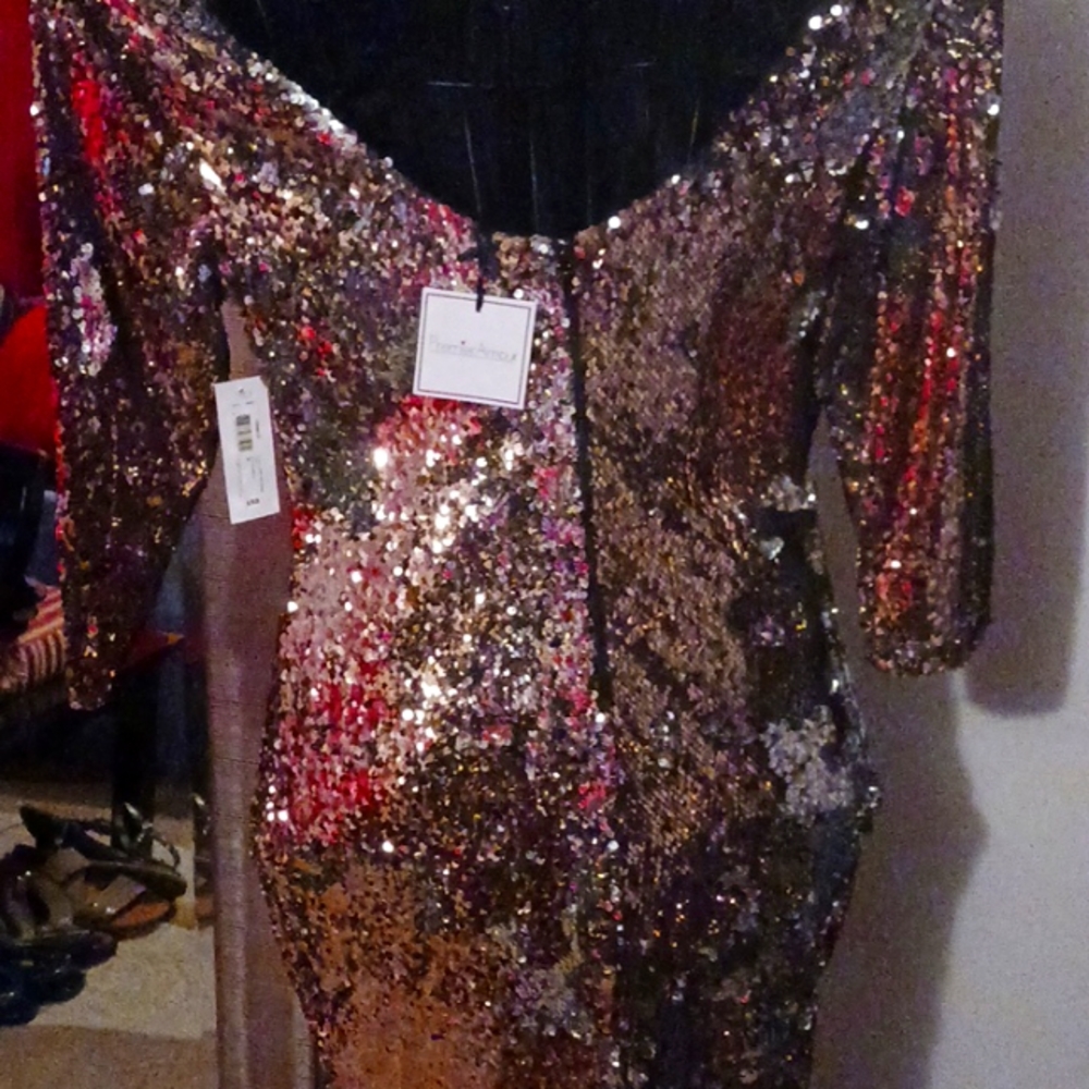 DRESS THE POPULATION Brass Gold Sequin Low Back Dress Mini Size Large NEW